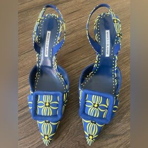 Excellent condition! Only worn twice